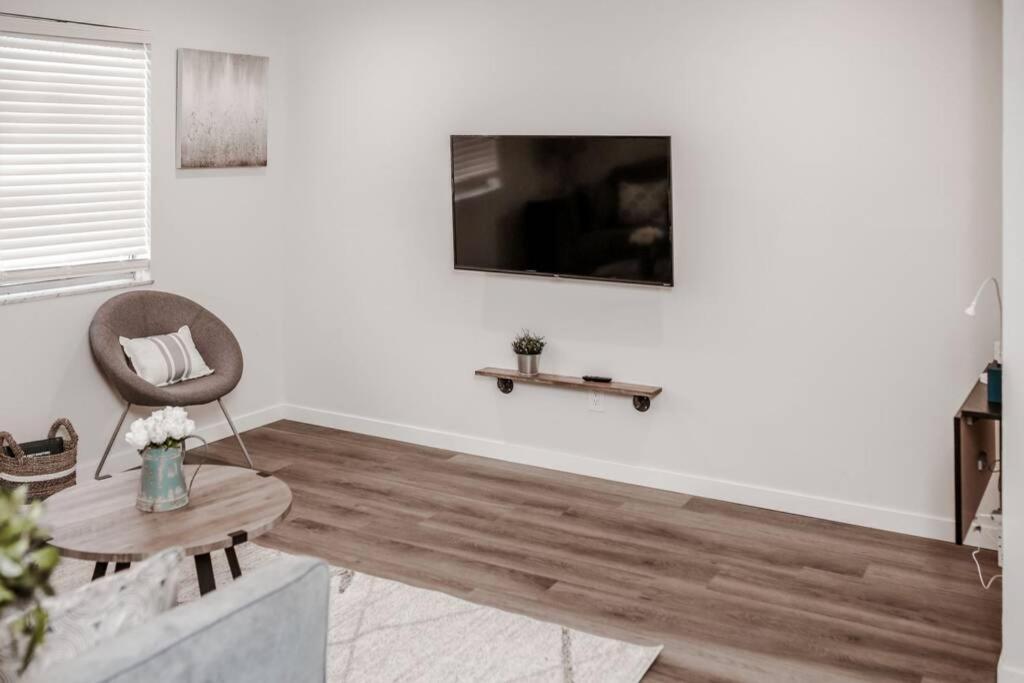 Newly Renovated Apartment