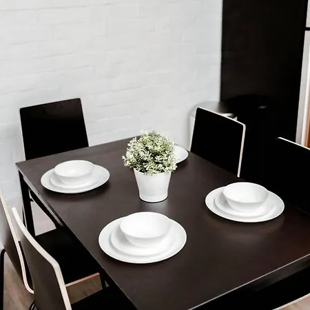 Newly Renovated Apartment Columbus Exterior photo